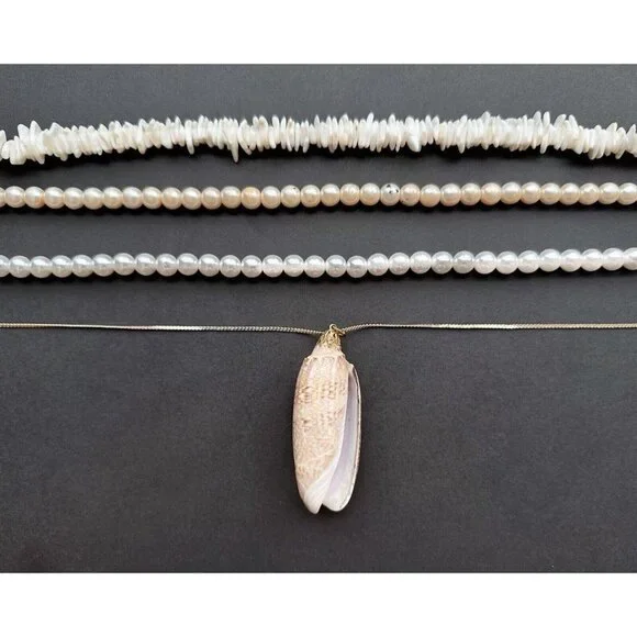 Shell bead, faux beige and white pearls, Olive shell pendant necklace set of 4 - Picture 1 of 10